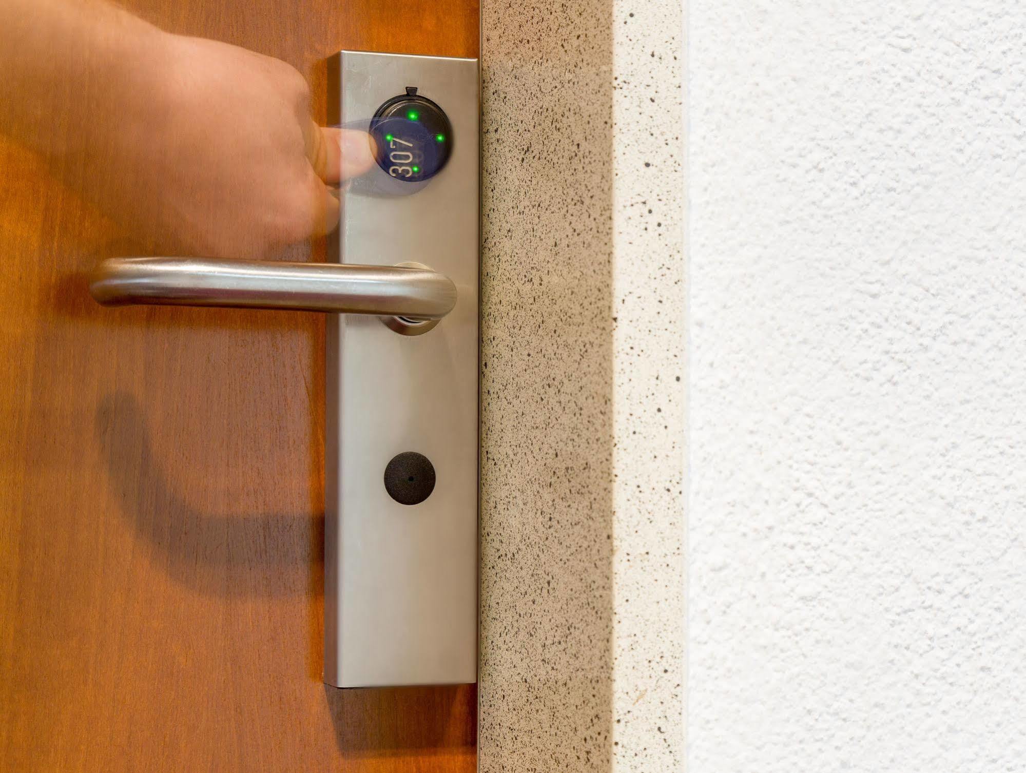 Hotel Am Schillerpark Esslingen am Neckar Ngoại thất bức ảnh